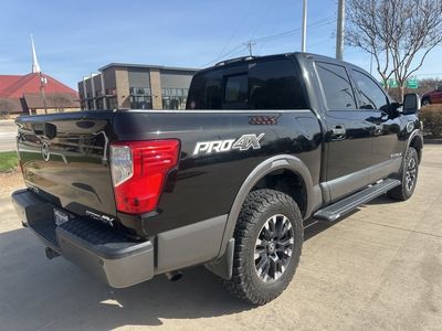2017 Nissan Titan - Photo 9