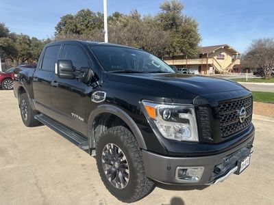 2017 Nissan Titan - Photo 12