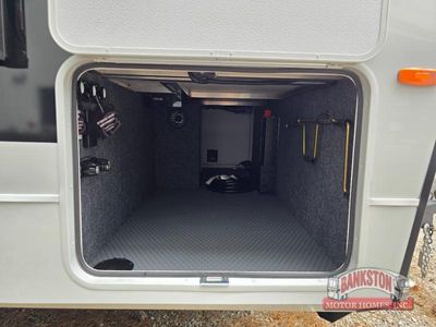 2026 Model I 235 - Photo 3