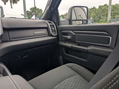 2026 Ram 2500 — photo 17 view