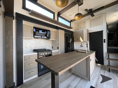 2026 Forest River RV Wildwood Heritage Glen LTZ - Photo 10