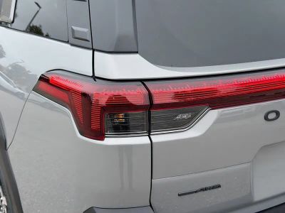 2026 Subaru Outback — photo 10 view