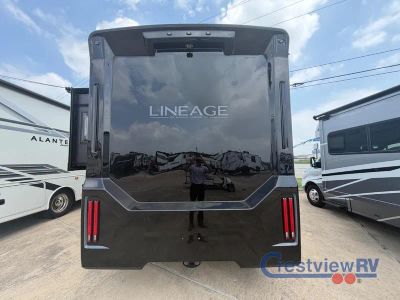 2026 Grand Design Lineage Series M - Photo 10