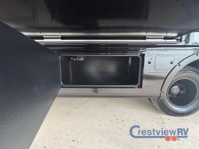 2026 Grand Design Lineage Series M - Photo 9