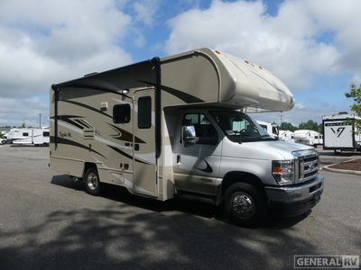 2026 Winnebago Spirit — front three-quarter view