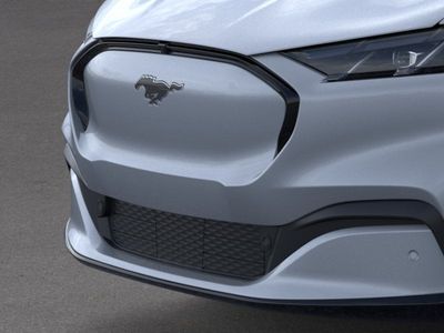 2026 Ford Mustang Mach-E - Photo 8