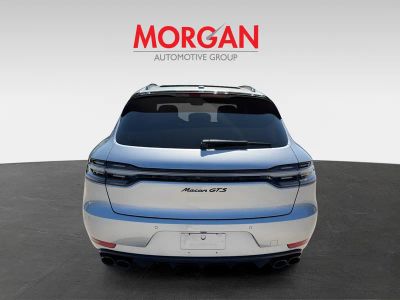 2021 Porsche Macan — detail view