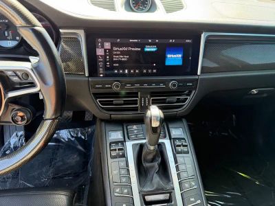 2021 Porsche Macan — photo 21 view