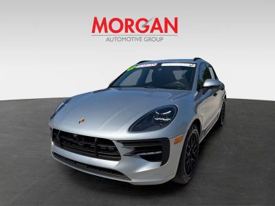 2021 Porsche Macan — side profile view