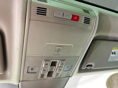 2023 Volkswagen Taos — photo 18 view