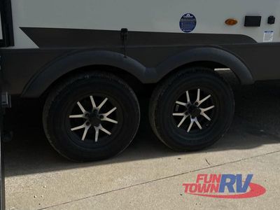 2026 Forest River RV Rockwood Ultra Lite - Photo 10