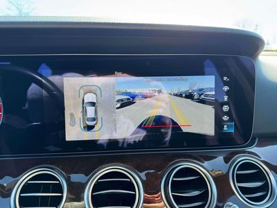 2022 Mercedes-Benz E-Class - Photo 26