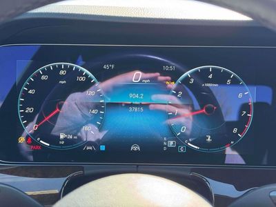 2022 Mercedes-Benz E-Class - Photo 3