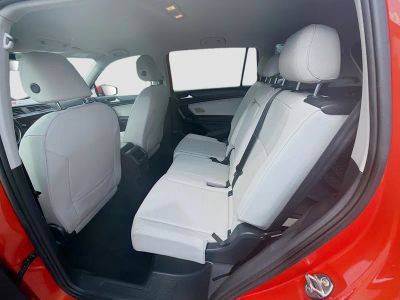 2019 Volkswagen Tiguan — photo 21 view