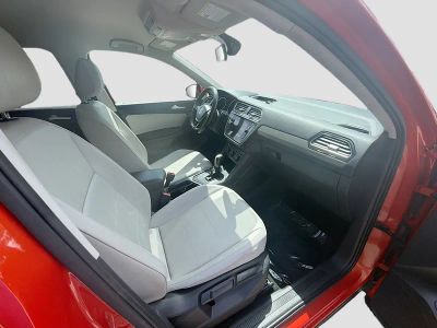2019 Volkswagen Tiguan — photo 29 view