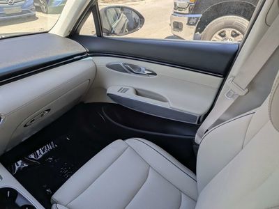 2023 Genesis GV70 - Photo 18