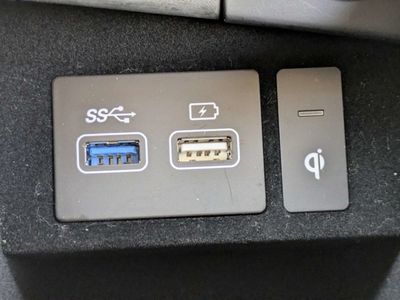 2023 Genesis GV70 - Photo 24