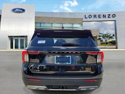 2026 Ford Explorer — detail view
