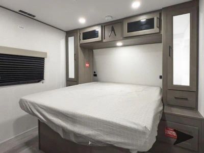 2026 Grand Design Transcend - Photo 13