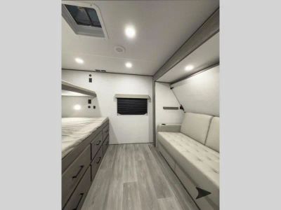 2026 Grand Design Transcend - Photo 9