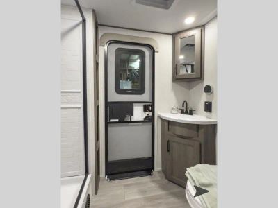 2026 Grand Design Transcend - Photo 12