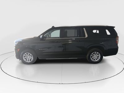 2024 Chevrolet Suburban - Photo 4