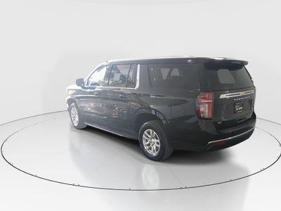 2024 Chevrolet Suburban - Photo 5