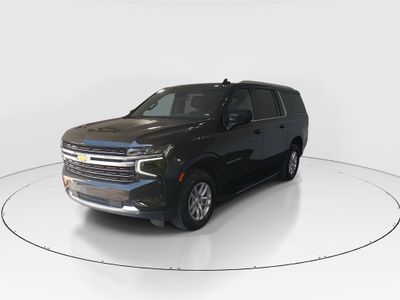 2024 Chevrolet Suburban - Photo 3