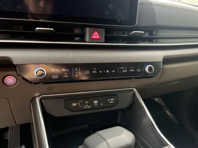 2026 Kia Carnival — photo 24 view