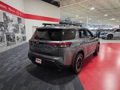 2025 Nissan Pathfinder — rear three-quarter view