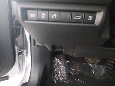 2025 Toyota Camry — photo 13 view