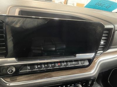 2024 Chevrolet Silverado 1500 — photo 11 view
