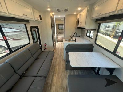 2025 Gulf Stream RV Conquest Class C - Photo 10