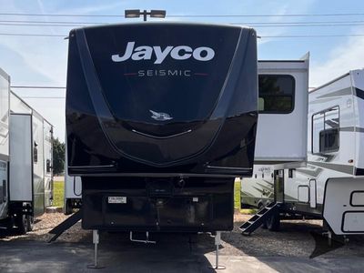 2026 Jayco Seismic - Photo 3