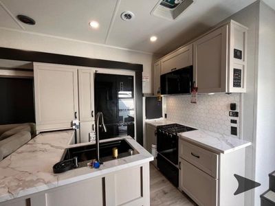 2026 Jayco Seismic - Photo 39
