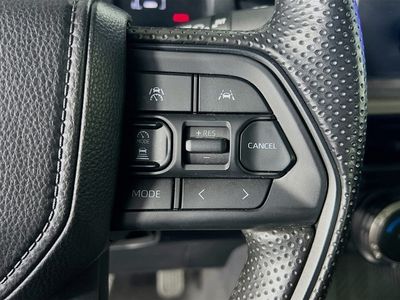 2025 Toyota Tacoma - Photo 18