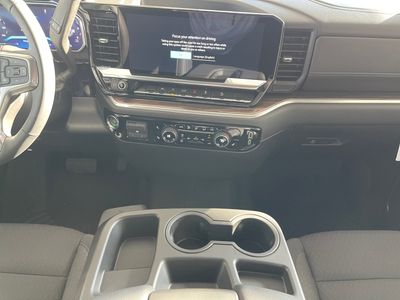 2026 Chevrolet Silverado 1500 — photo 13 view