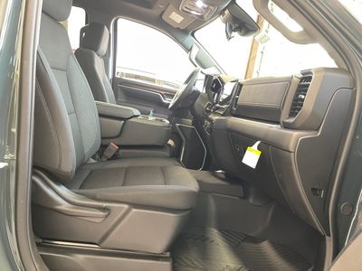 2026 Chevrolet Silverado 1500 — photo 15 view
