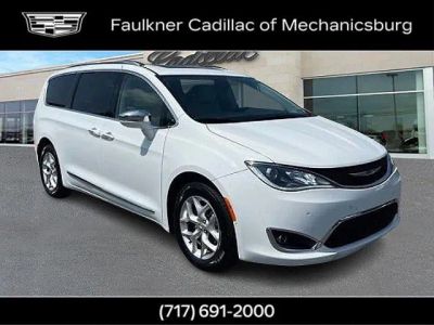 2020 Chrysler Pacifica Limited in Other — front three-quarter view