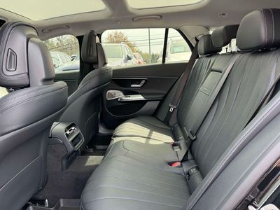 2025 Mercedes-Benz E-Class - Photo 33
