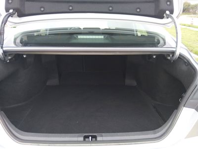 2025 Toyota Camry — photo 11 view