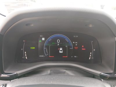 2025 Toyota Camry — photo 14 view