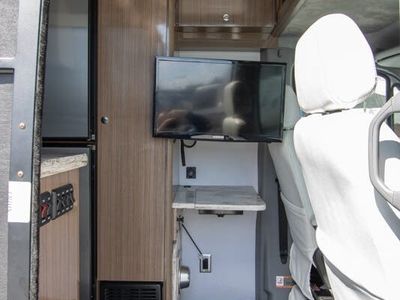 2017 Airstream Interstate Grand Tour null - Photo 5