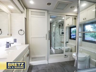 2026 Tiffin Motorhomes Allegro Bus - Photo 14