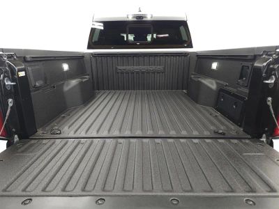 2025 Toyota Tacoma Hybrid — photo 11 view