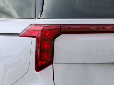 2026 Kia Carnival Hybrid — photo 12 view