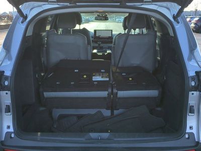 2025 Toyota Sienna - Photo 17