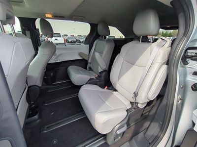 2025 Toyota Sienna - Photo 15