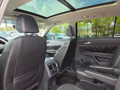 2021 Volkswagen Atlas — photo 21 view