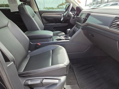 2021 Volkswagen Atlas — photo 10 view